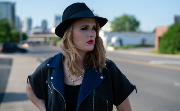 Road I call Home – Elles Bailey’s Meisterwerk